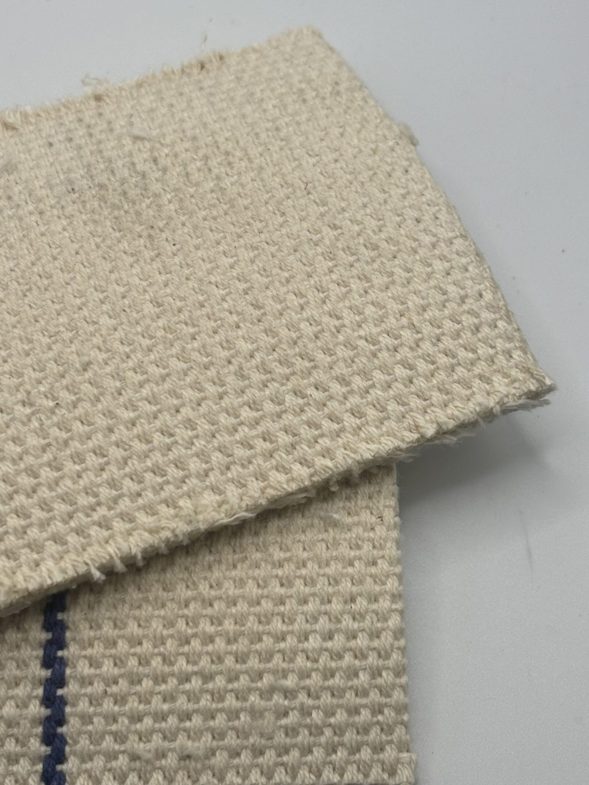 2*weave edge detail