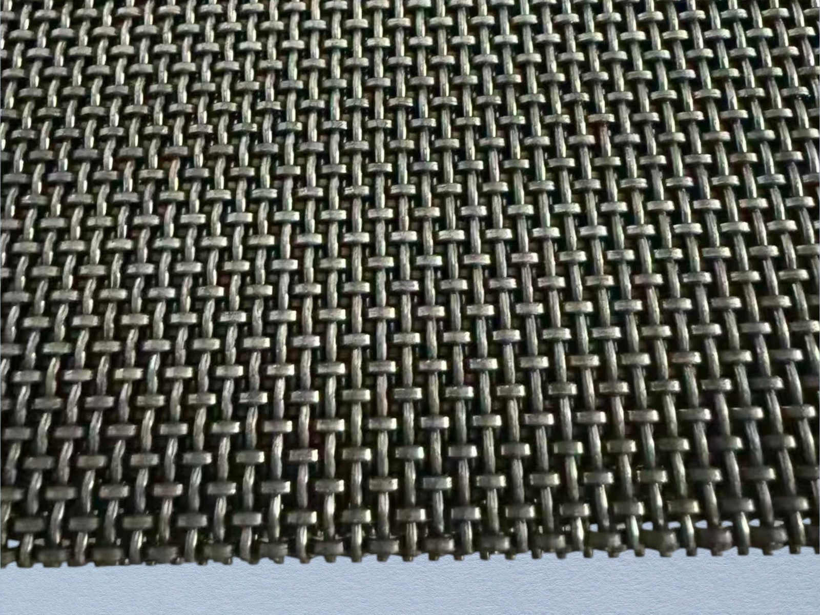 Wire Mesh - Metal wire mesh for screening, protection and general industrial replacement use.