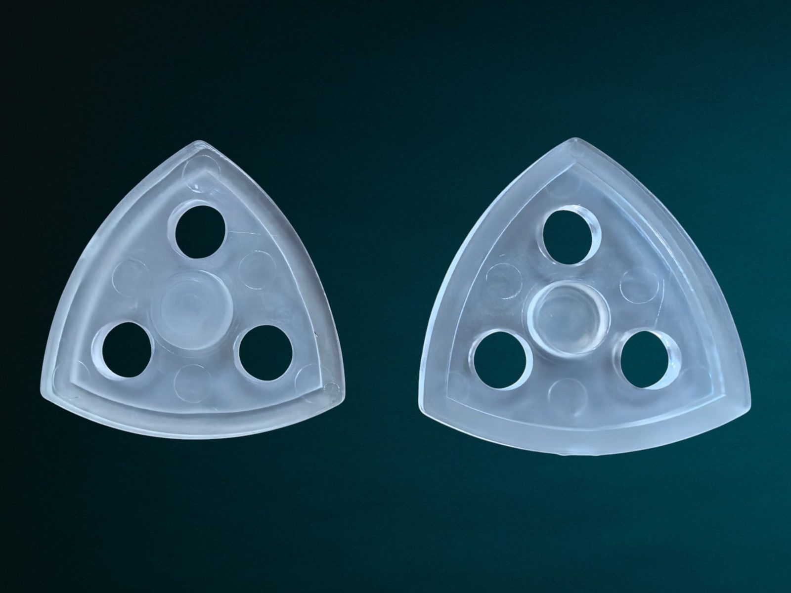 Triangular cleaner