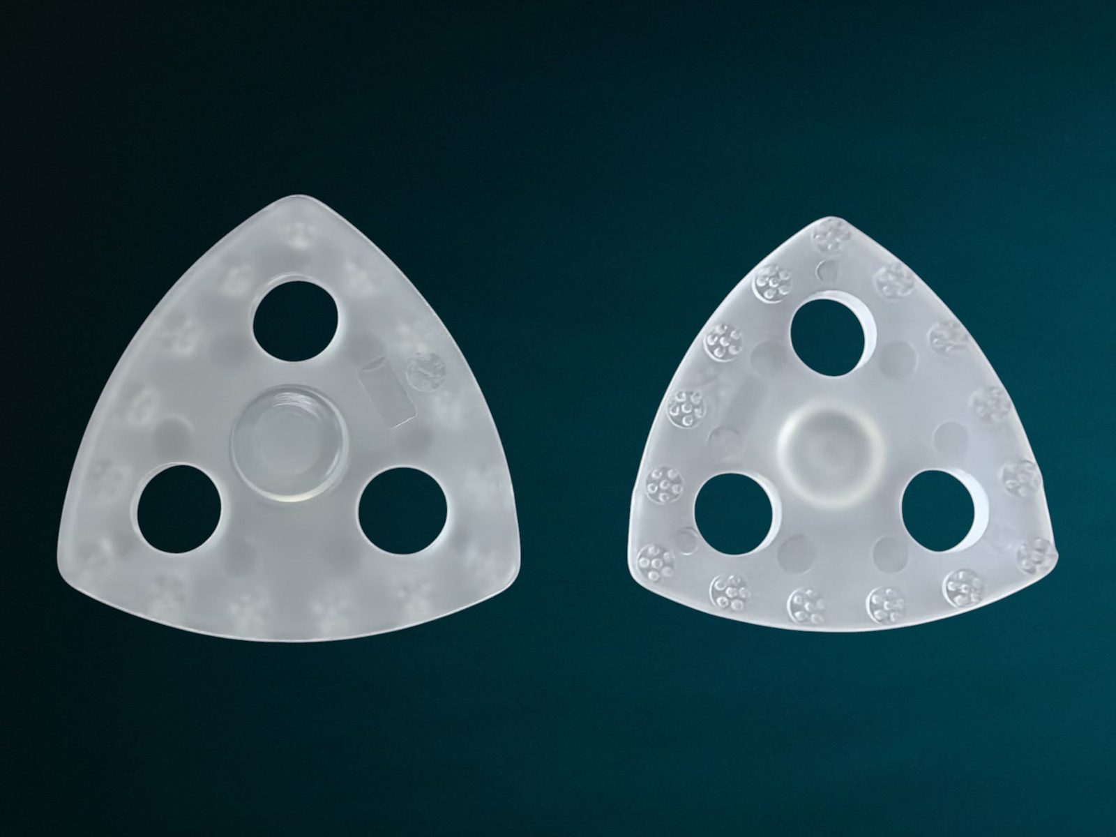 Triangular cleaner