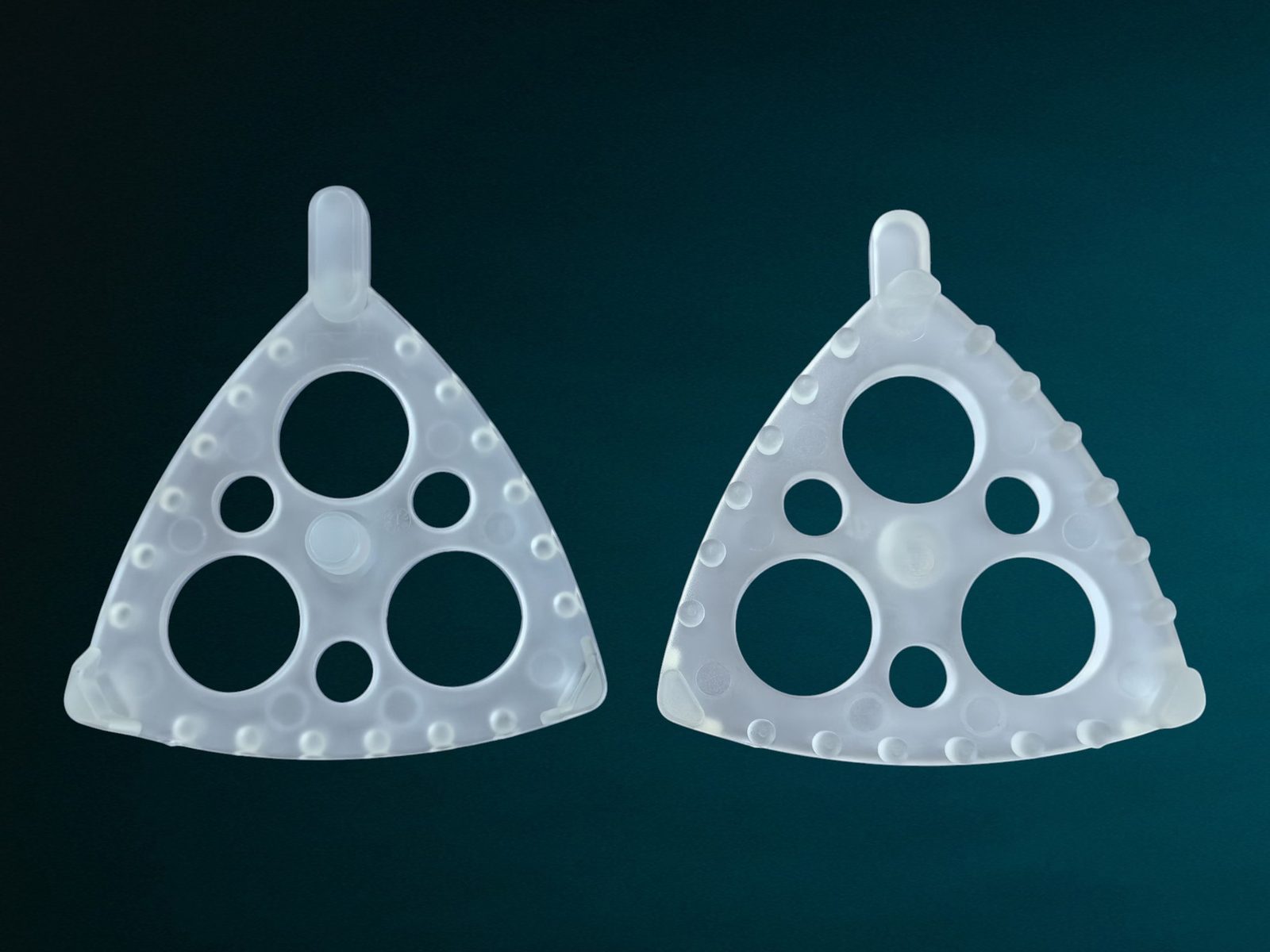 Big triangular cleaner